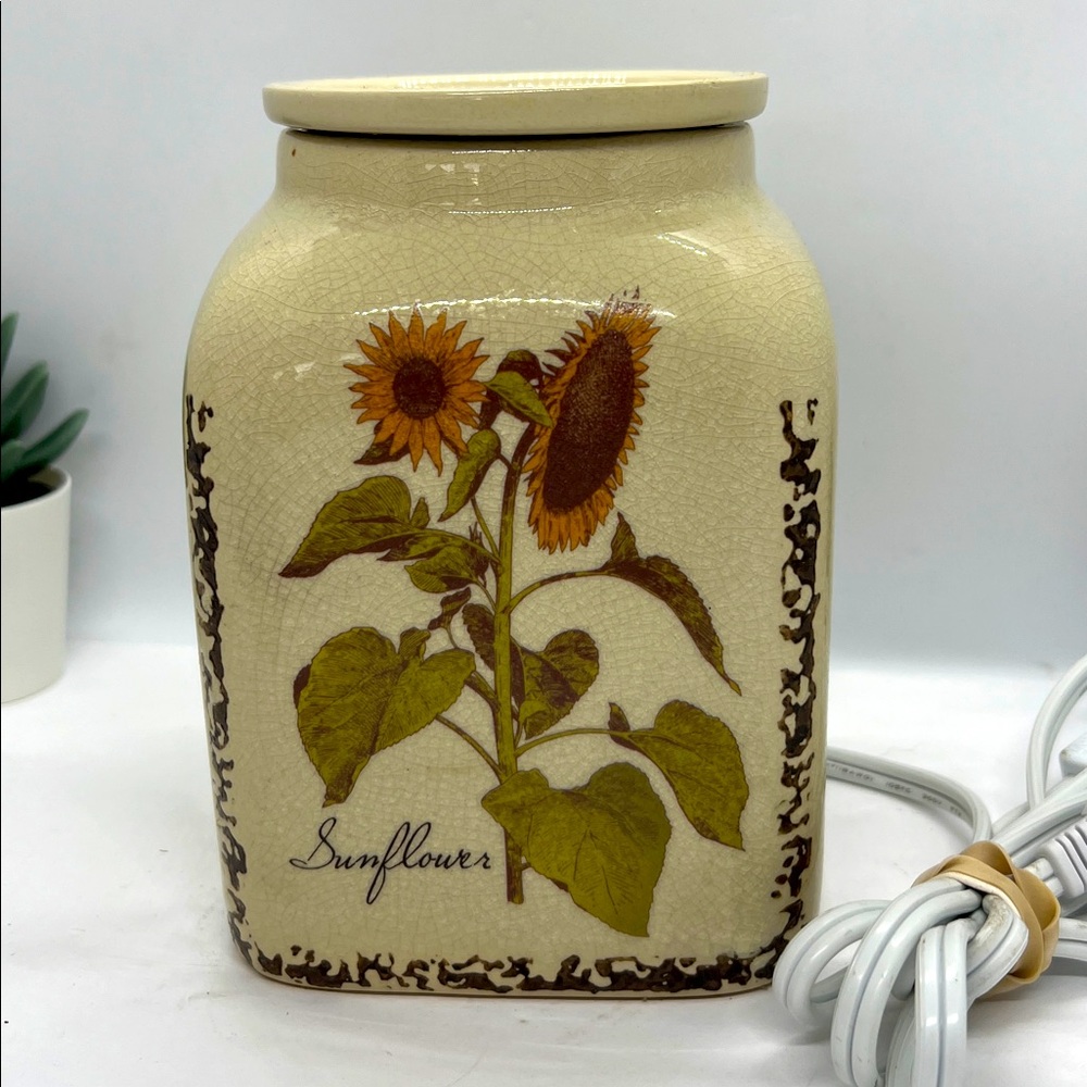Scentsy Rustic Sunflower Full Size Fragrance Wax Warmer Preowned Model #48722